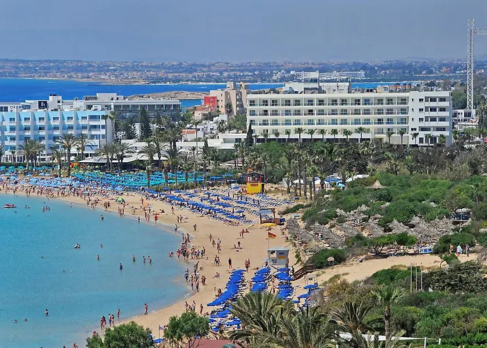Nelia Beach Hotel&Spa